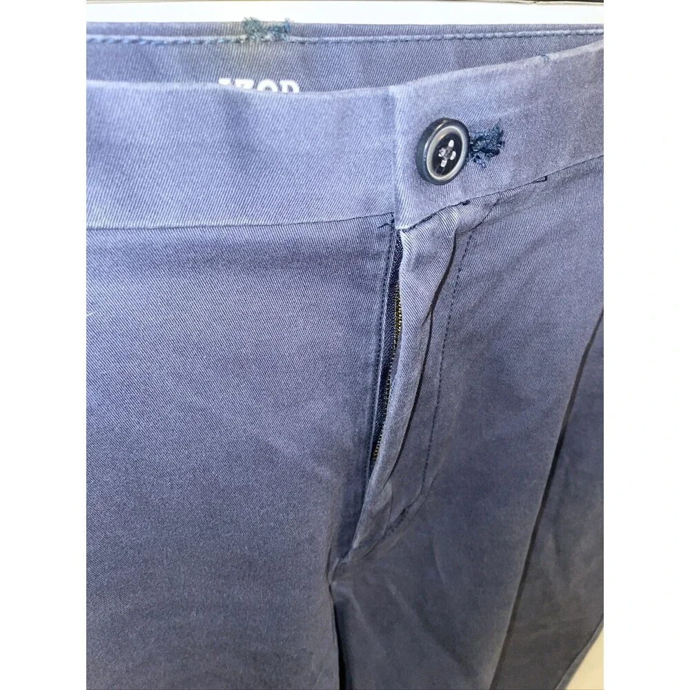 Izod Saltwater Casual Shorts Mens Size 38 Waist Blue Inseam 10 Rise 12 Zip Fly